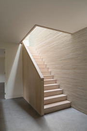Villa Breda stairs, Bauwerk Parkett, Silverline Edition Eiche Farina